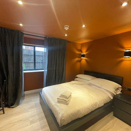 Sky City Apartments Ковентрі Екстер'єр фото