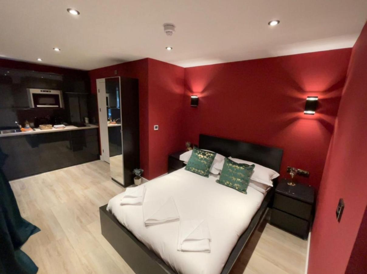 Sky City Apartments Ковентрі Екстер'єр фото