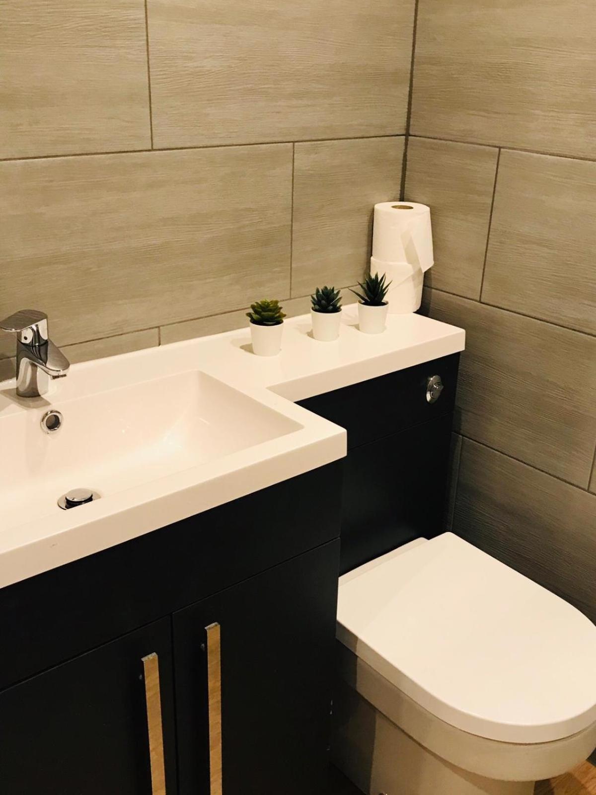 Sky City Apartments Ковентрі Екстер'єр фото